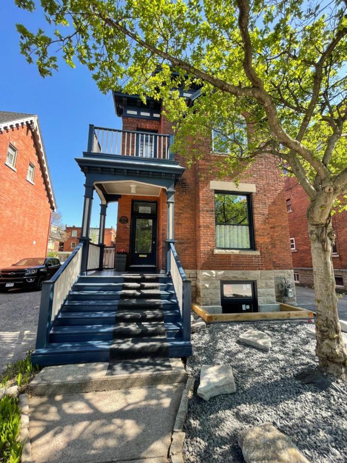 The Century House Bed And Breakfast Ottawa Exterior photo